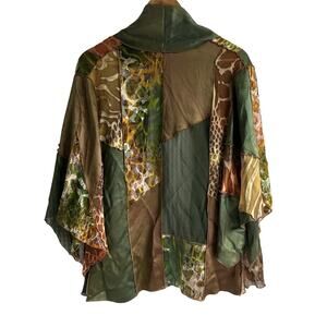 Simply Silk Small Silk  Blend Mixed Media Patchwork‎ Open Front Evening Cardigan
